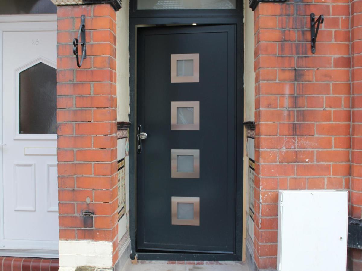 Townhouse Plus @ 282 Walthall Street 克鲁 外观 照片